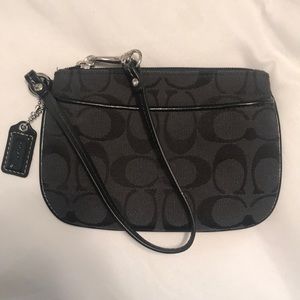 NWT coach wristlet